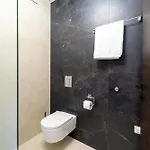 Laurier Apartmán