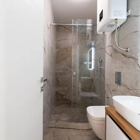 Laurier Appartement *