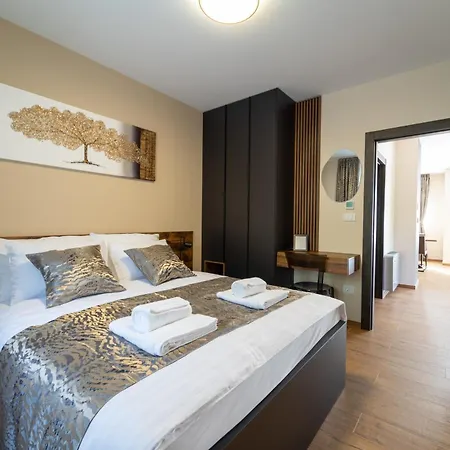 Laurier * オパティヤ