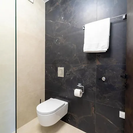 Laurier アパート